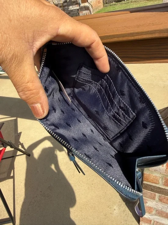 NWOT Kate Spade navy blue leather wristlet with cream trim Colorblock - Picture 9 of 10